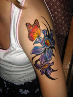 Picture Sexy Girls Tattoo With Shoulder Butterflies Tattoo Designs 3