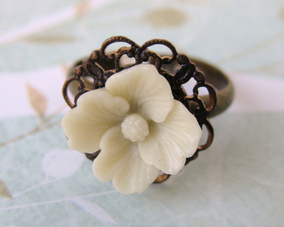 Bumbershoot Designs and Supplies Tutorial Tips for Gluing Vintage