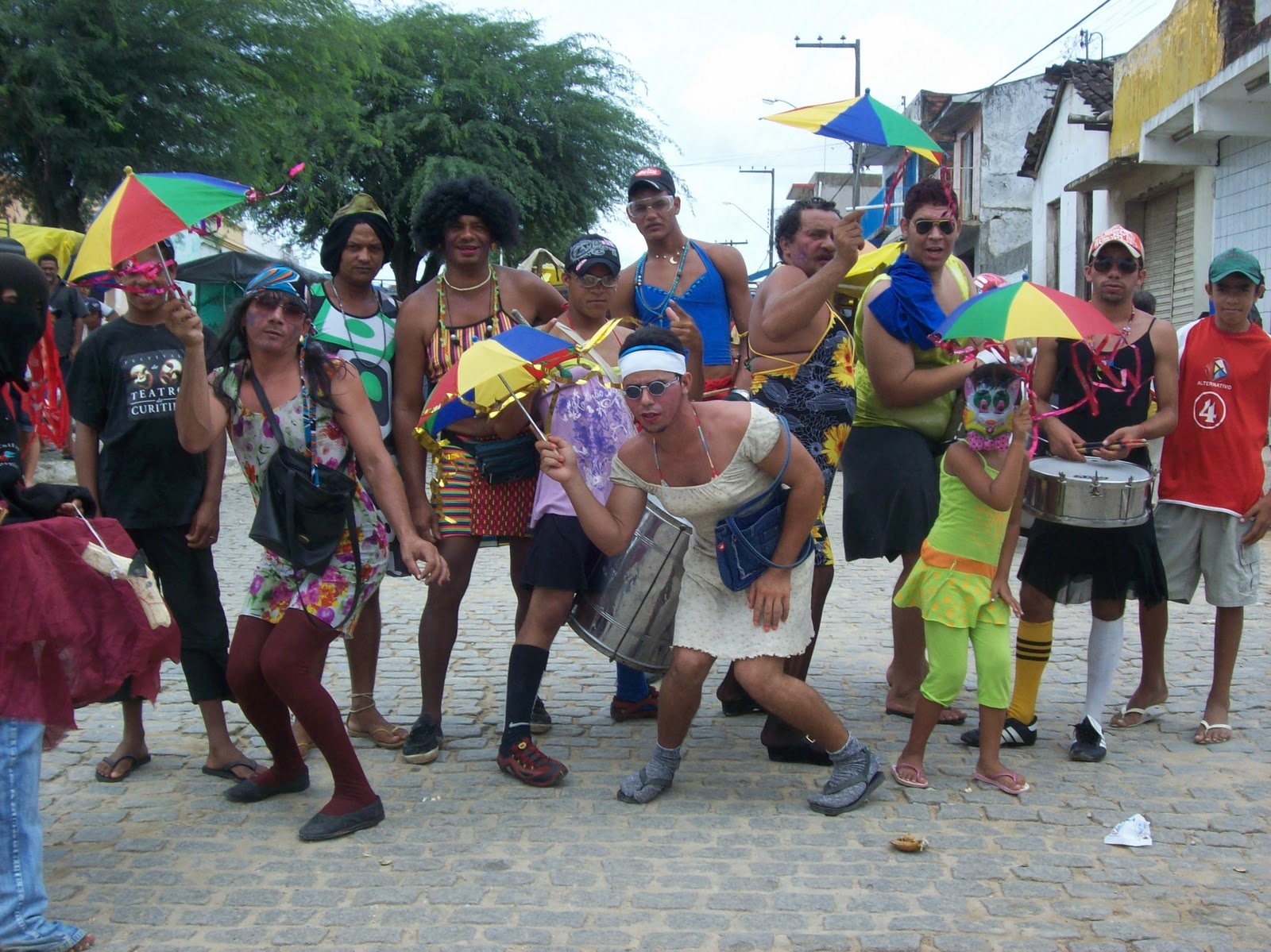 VERTENTE DO LÉRIO PE FOLIA DO ZÉ PEREIRA EM VERTENTE DO LÉRIO