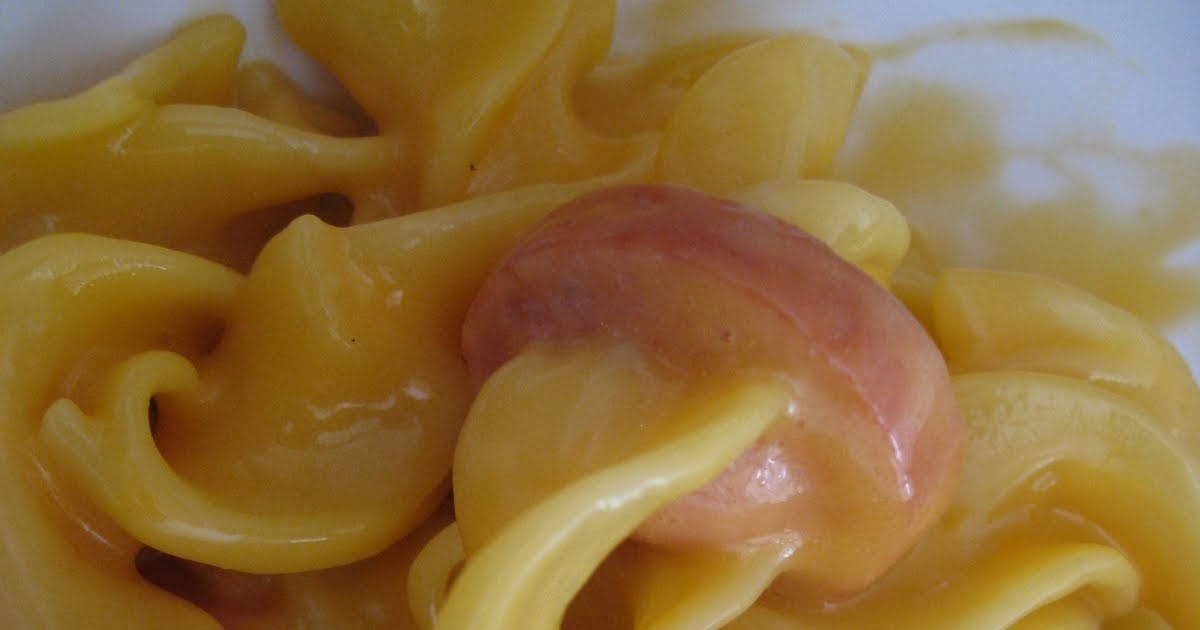 Photo52 Hot Dogs with Cheesey Noodles