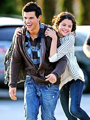 Selena Gomez paparazzi 13 january 2011 at 1720 Majka Selena Gomez