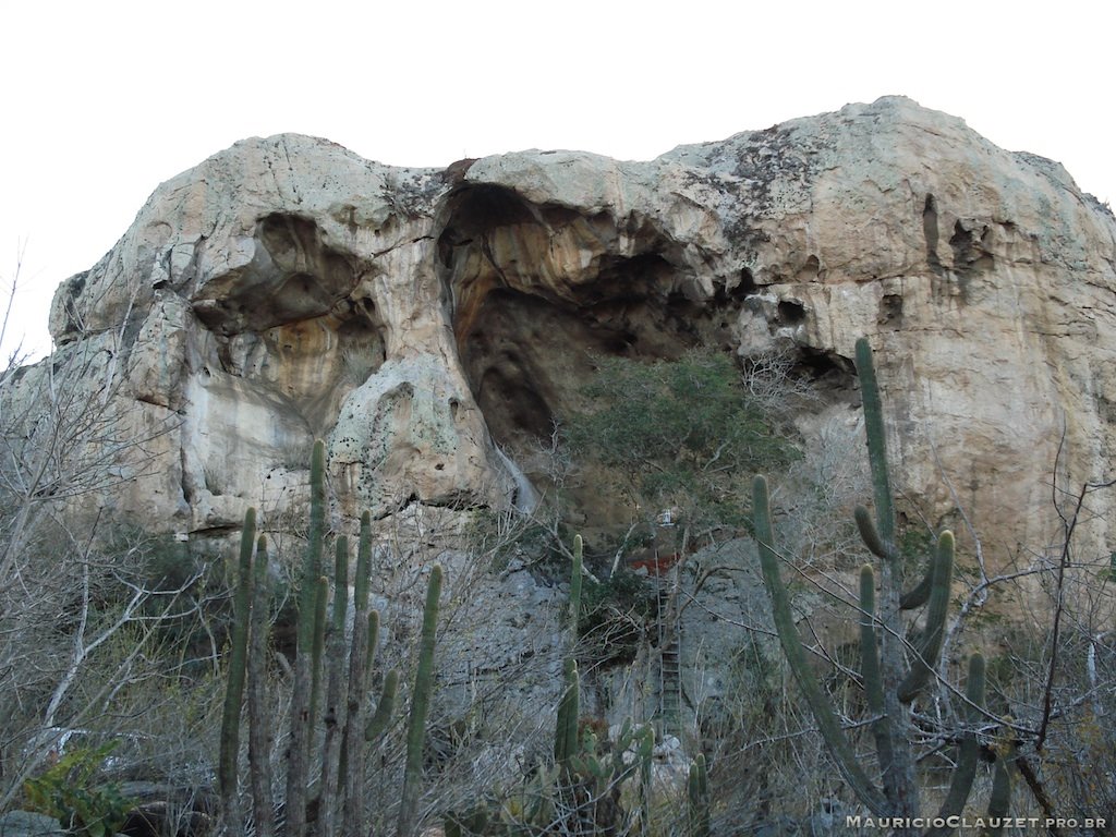 JÔNATAS ARQUIVOS Pedra dos Caboclos, Pedra Furada e Serrote da Acauã