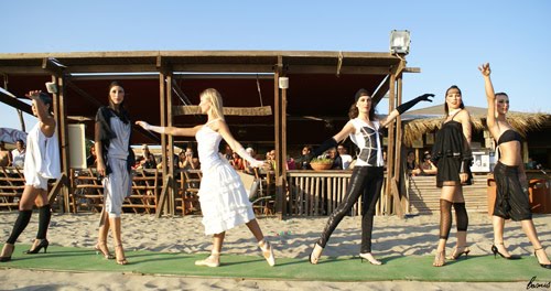 [Rinassense+CAPITOCOME.jpg]