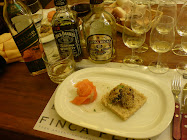 Timbal de arroz de tres fibras con shitake empanados y flor de salmón ahumado