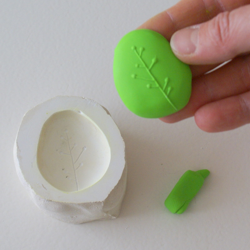 ArtMind How to make a polymer clay brooch or ring?