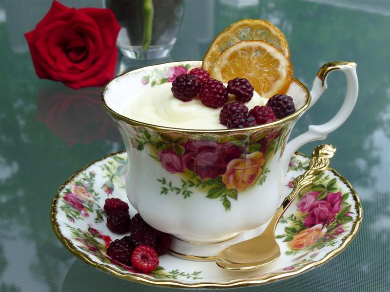 A variation of Martha's Quick Lemon Mousse with Candied Lemon Slices by ButterYum