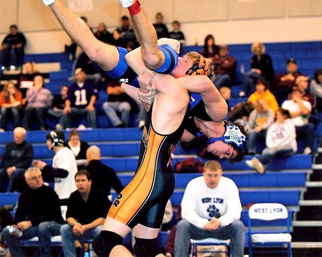 Bodyslam Fan High School Wrestling Action