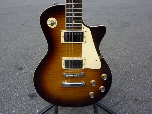 Hondo Guitar Serial Numbers