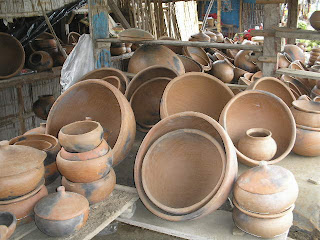 ESENCIADEMITIERRAMANABITV: OLLAS DE BARRO EN SOSOTE