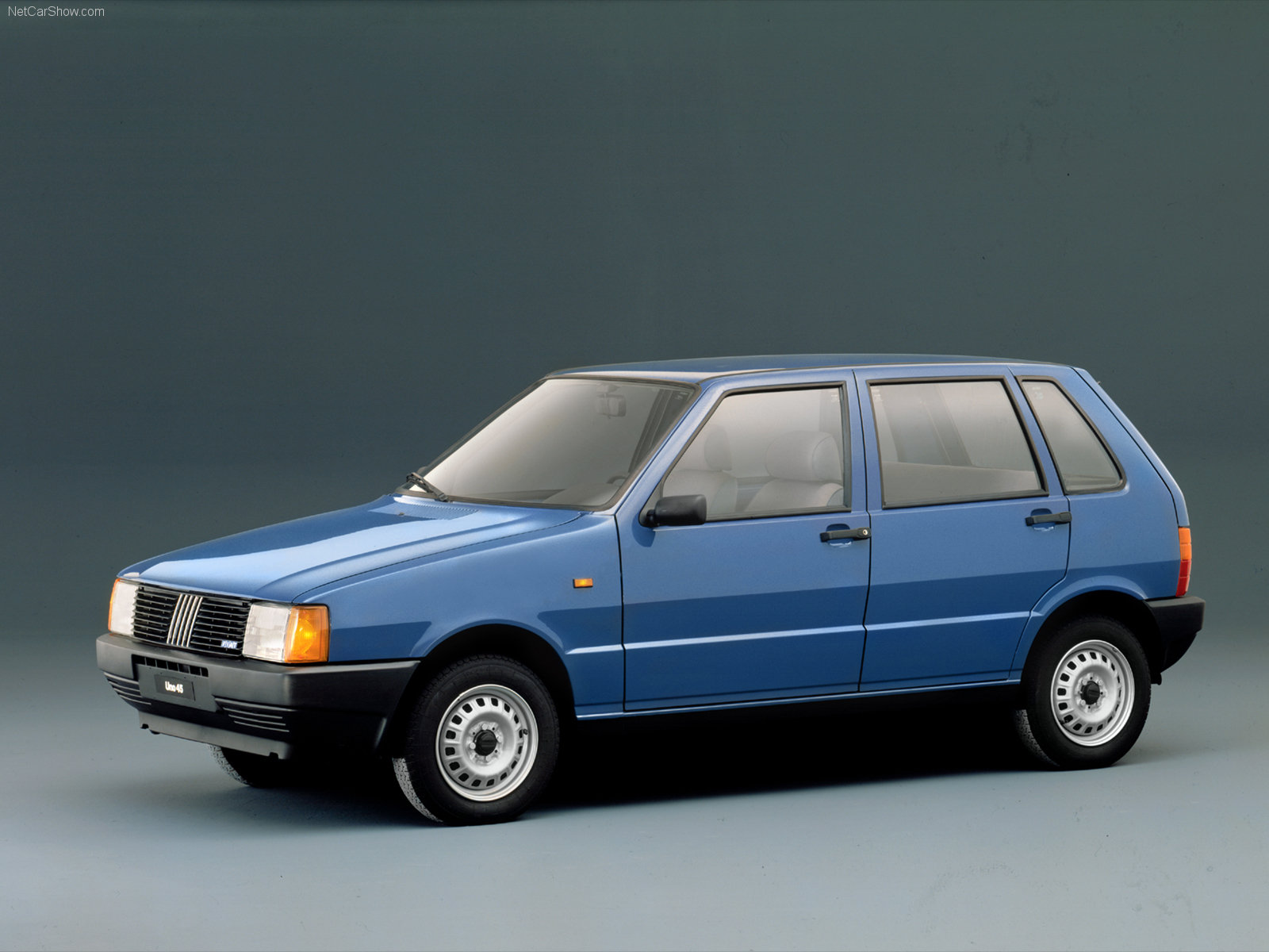 Fiat-Uno_1990_1600x1200_wallpaper_08%25255B1%25255D.jpg