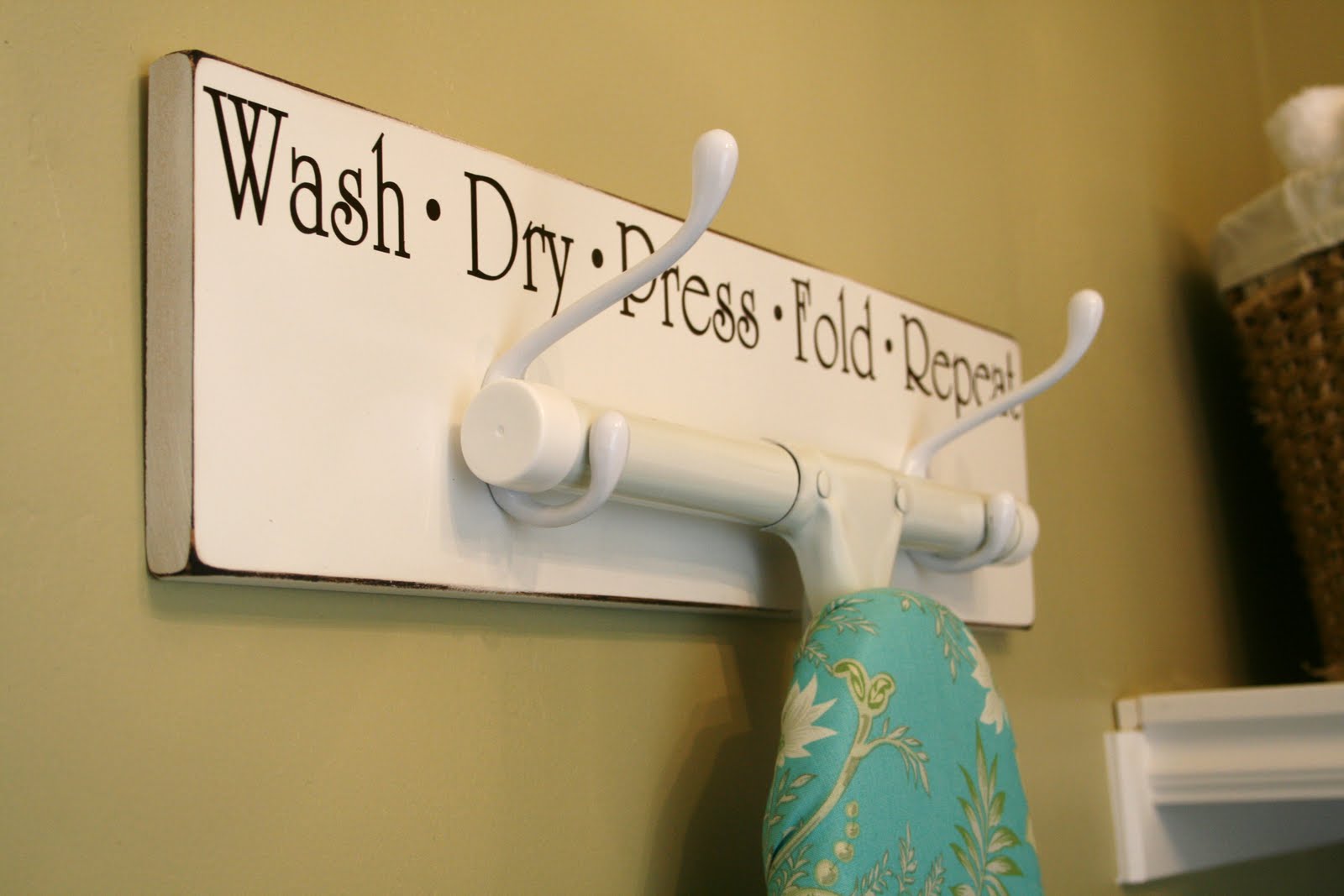 [laundry+room+ironing+board+holder+007.JPG]