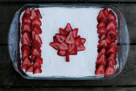 Canada+day+cake+jello