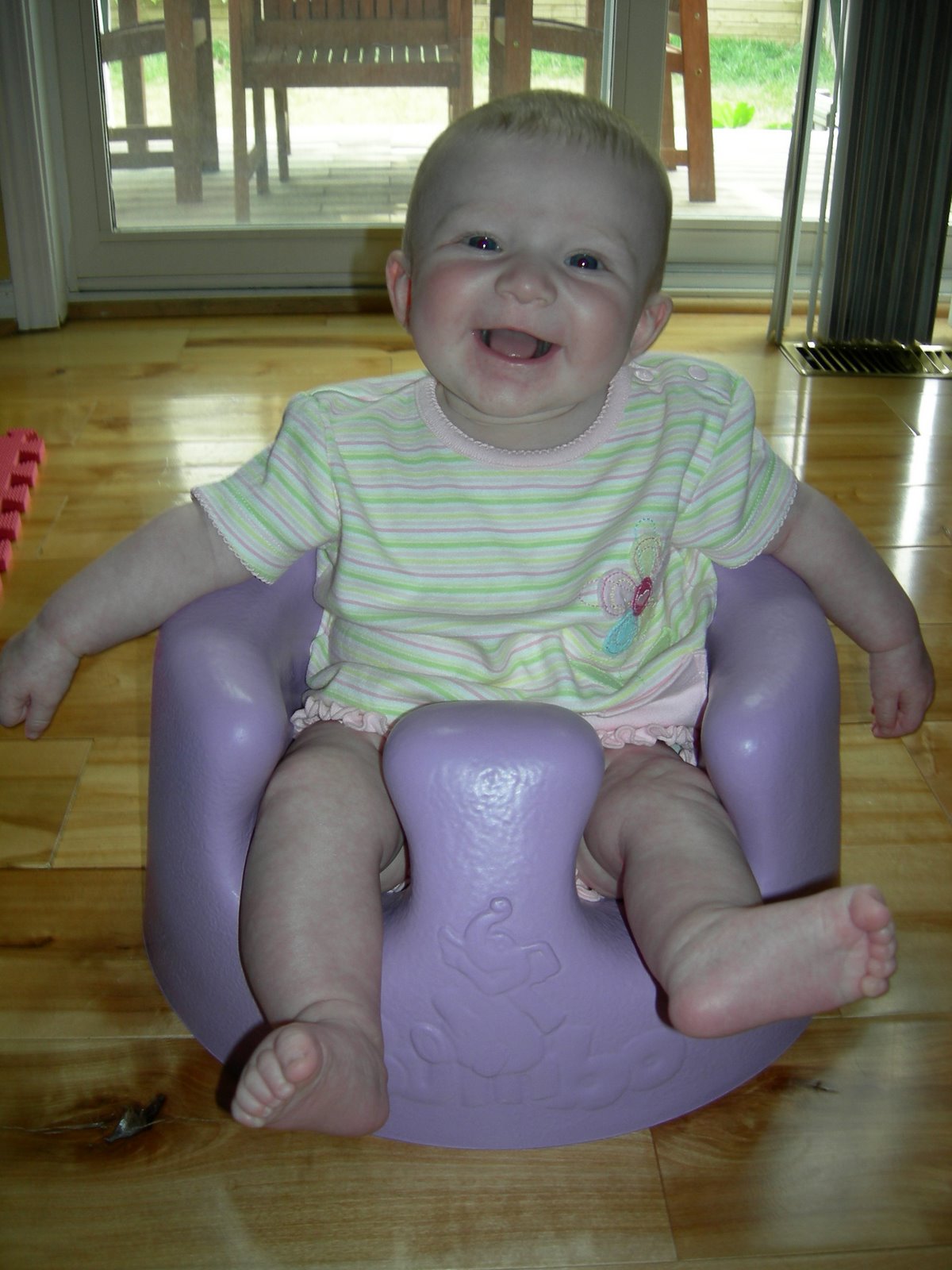 [Bumbo3.JPG]