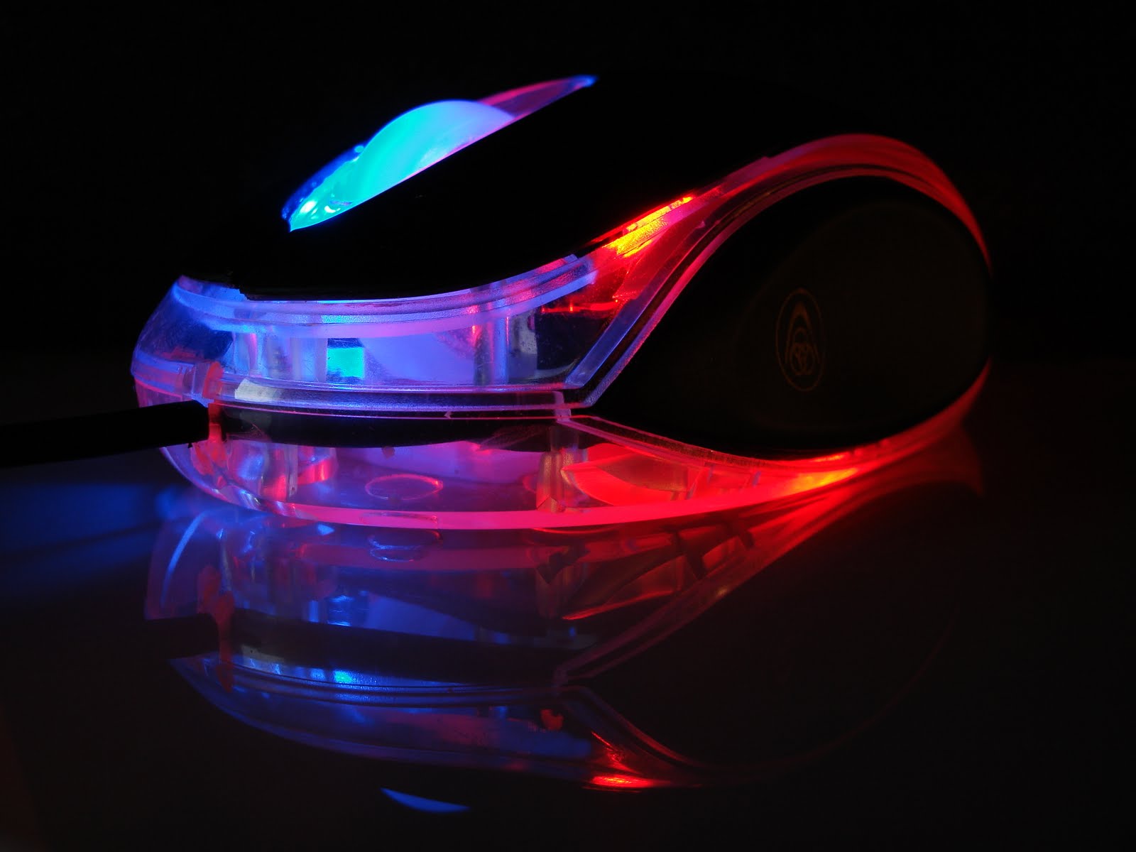 Manhattan Computer Products Choosing between Laser and Optical Mice