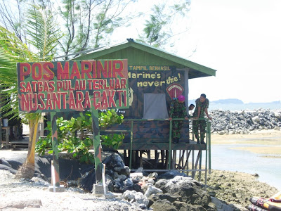 Pos Pengamanan Marinir di Pulau Terluar