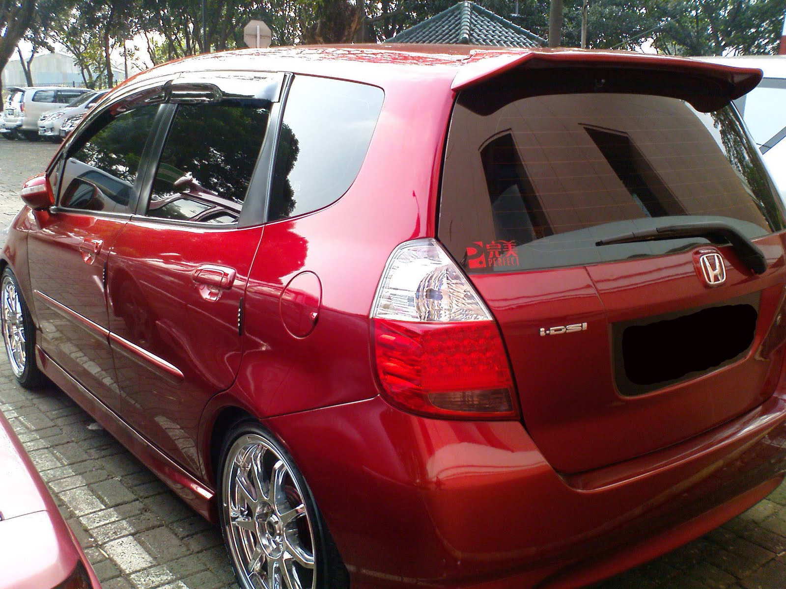 Toko Cat Nuansa Warna Cat Mobil Candy Red (Pic)