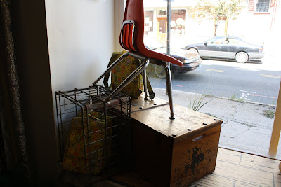 Broken chair essays 08 picture