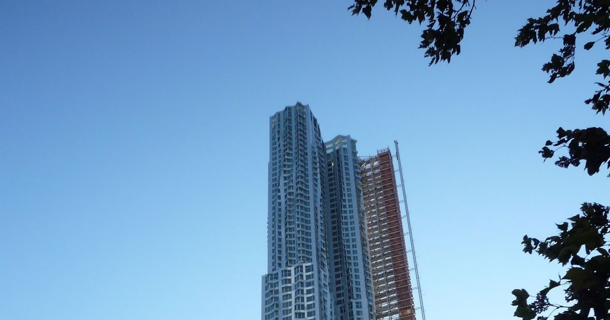 Walking Off the Big Apple The on Spruce Street Frank Gehry's Contribution to the New