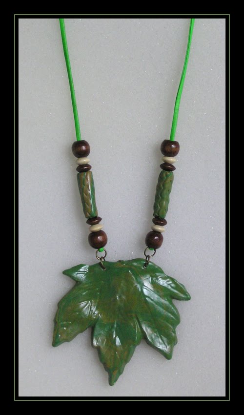 Green Leaf Necklace (art..2.2)
