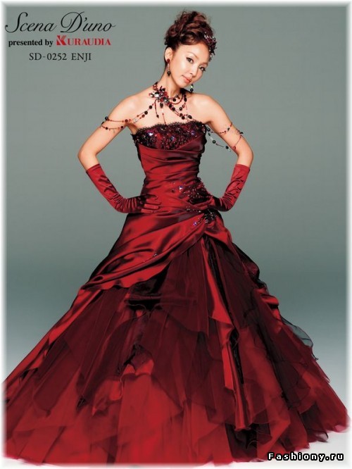 Trend And Fashion Astounding Japanese dresses and kimonos