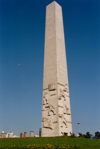 [129_1921-Obelisco-do-Ibirapuera.jpg]