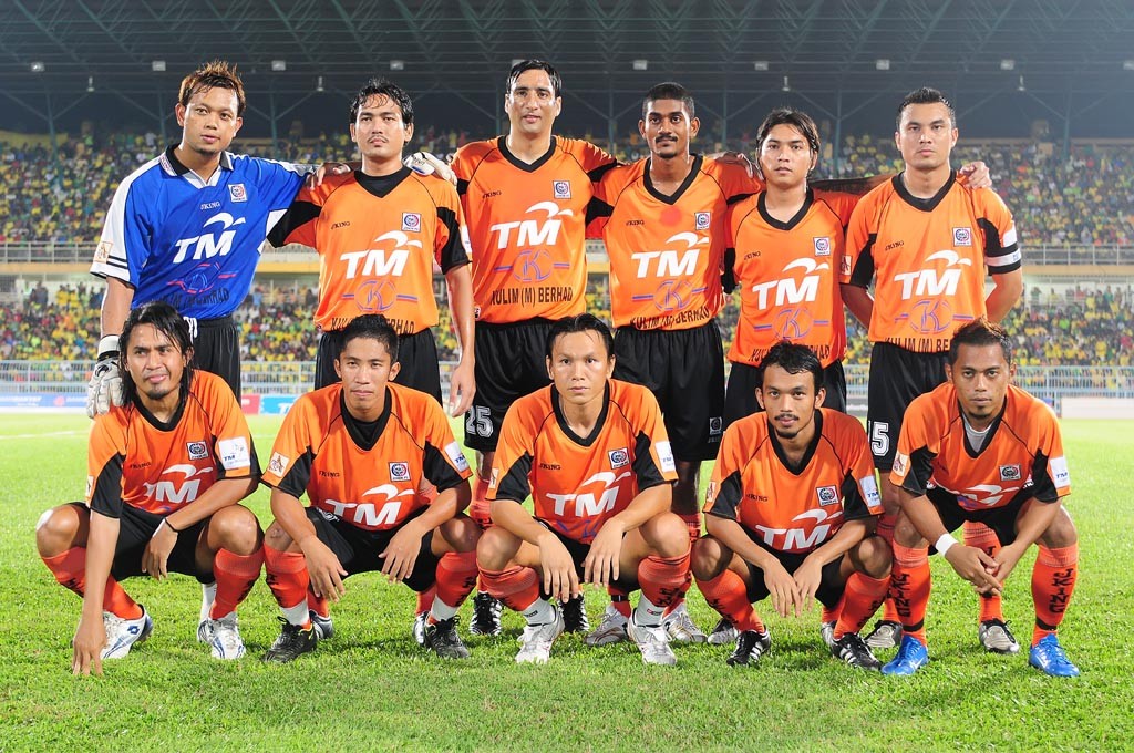 saya anak johor sejati TEAM JOHOR FC KEBANGGAANKU....