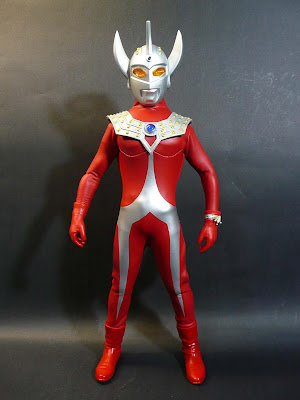 ultraman taro shape