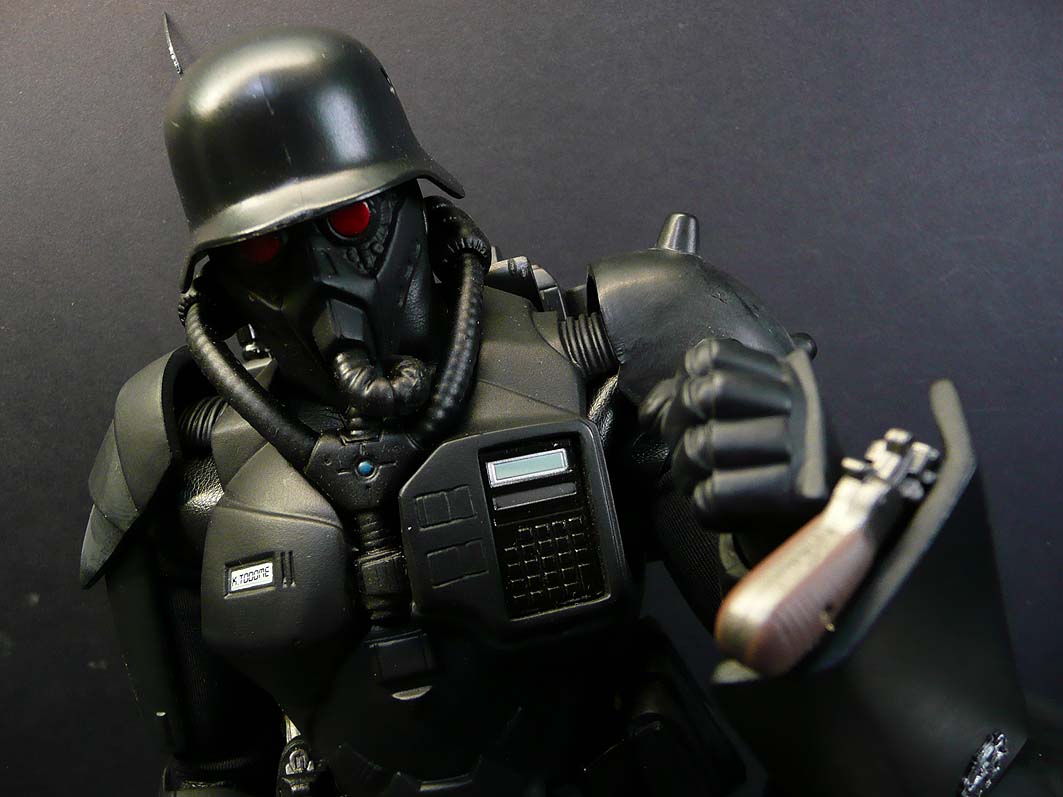 [hidden+holster.jpg]