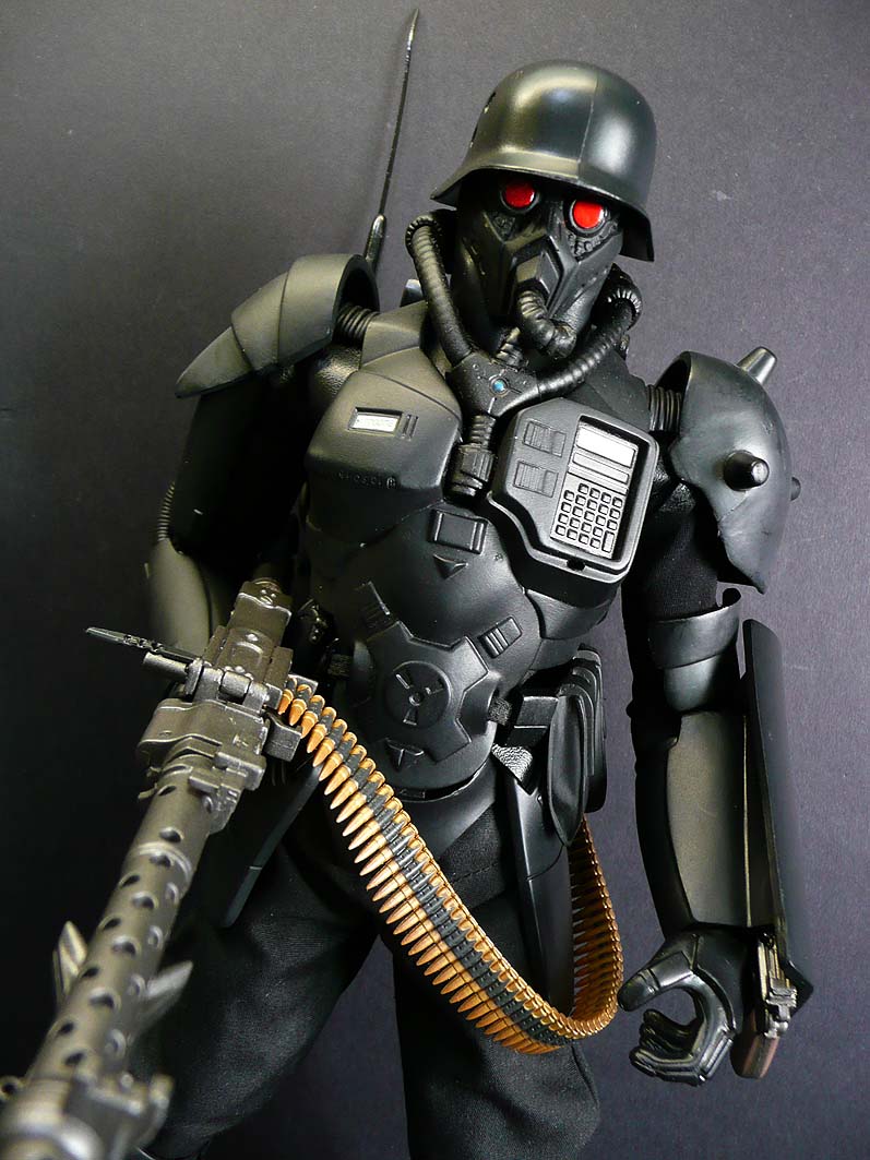 [panzer+cop+protect.jpg]