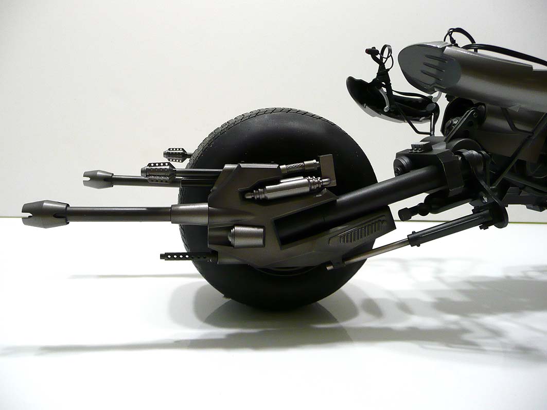 [batpod+guns.jpg]