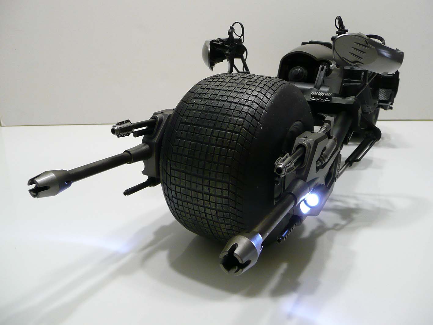 [batpod+lights.jpg]