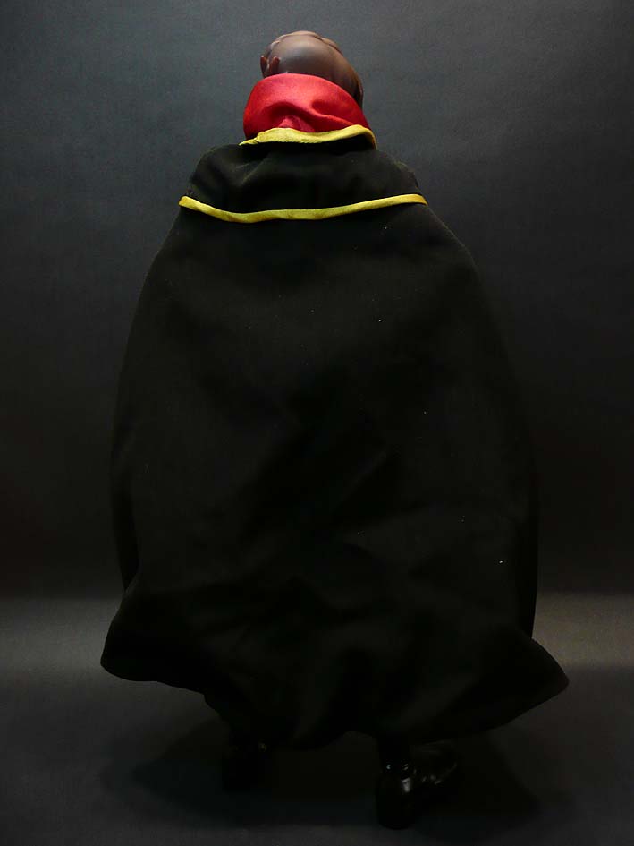[cape+back.jpg]