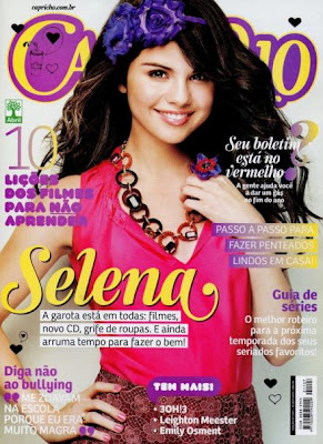 Селена на корицата на CAPRICHO Selena-capricho-cover+(1)