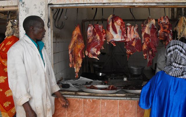 24 septembre - Boucherie au marche de Morogoro