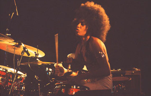 Hollywood Center Carlos Santana Marries Cindy Blackman