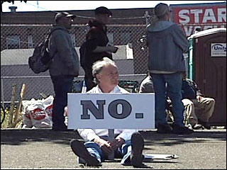 [PINKO+PROTESTER+ARRESTED+KATUS.jpg]