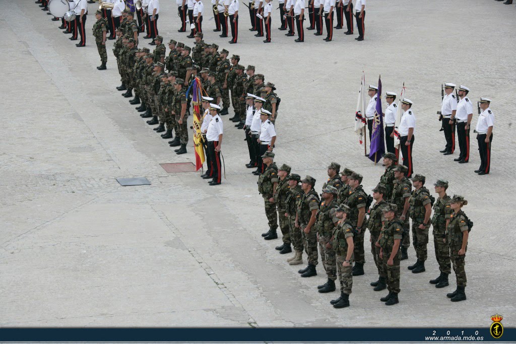 La undécima Fuerza Expedicionaria de Infantería de Marina parte de San