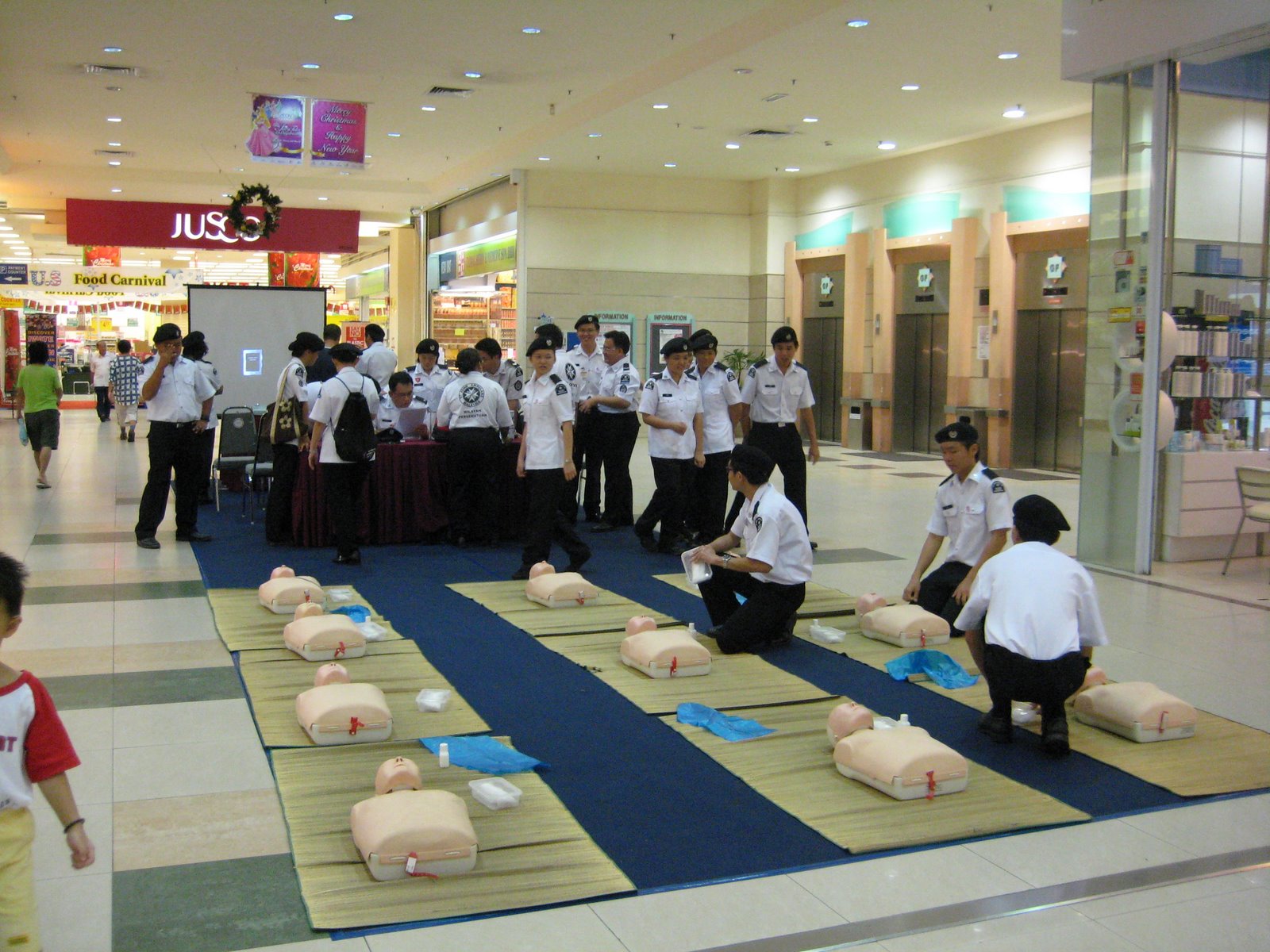 [CPR3.JPG]
