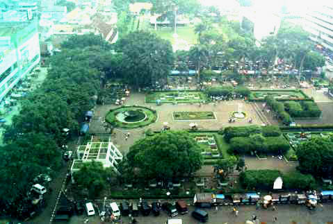 Alun-alun 1999