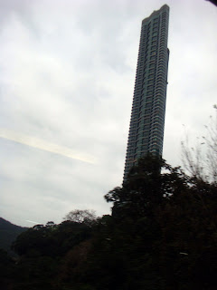 Architectural Heavens in Hong Kong:Home Apartment Giant at High Peak @ Hong Kong