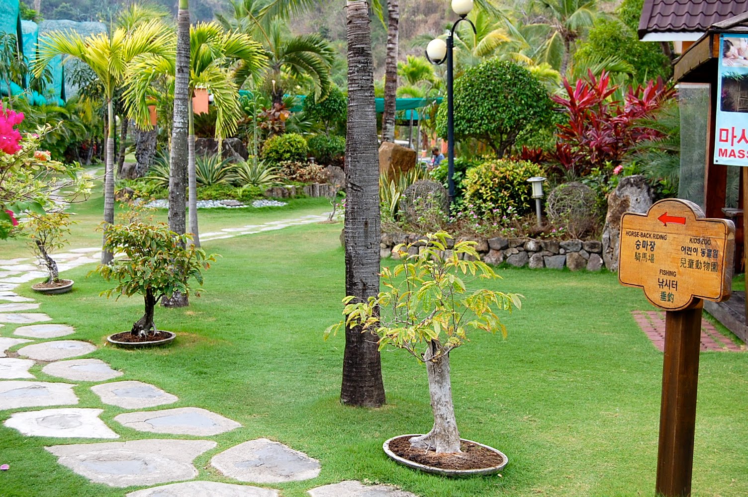 88 Hotspring Resort