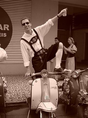 Motonetas E Afins Lambrettas Na Oktoberfest Em Blumenau Sc