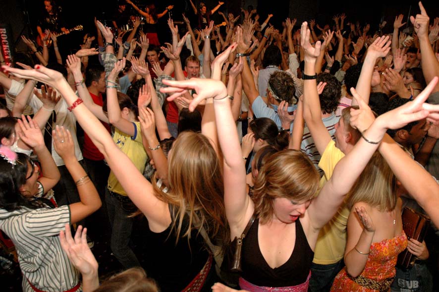 crowd rave