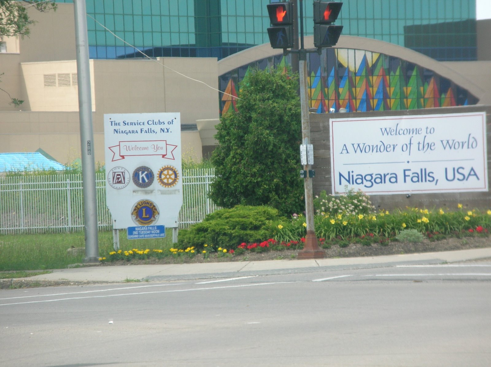 [July+04+2008+Niagara+Falls+(5).JPG]
