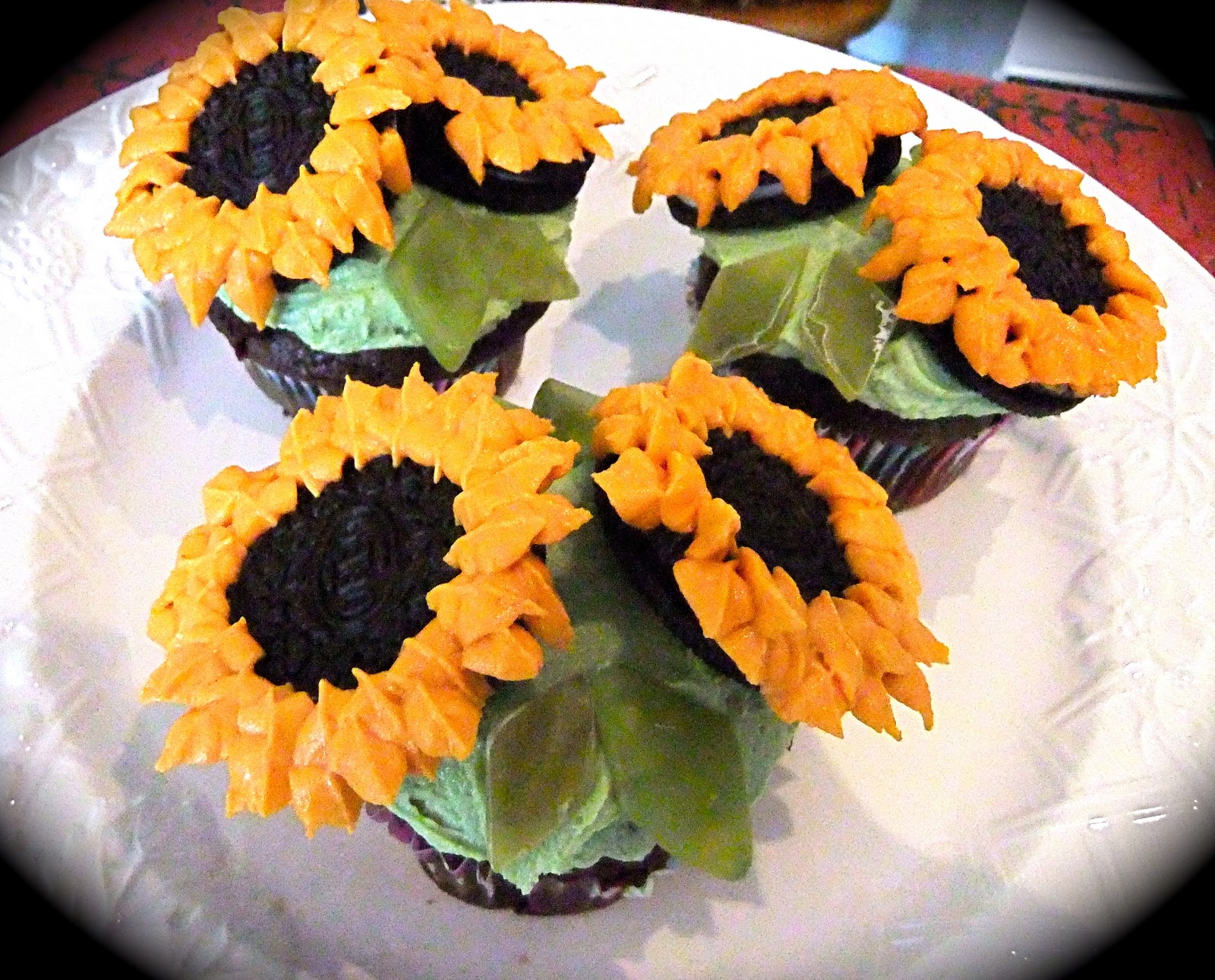 KatesKakes Sunflower Cupcakes