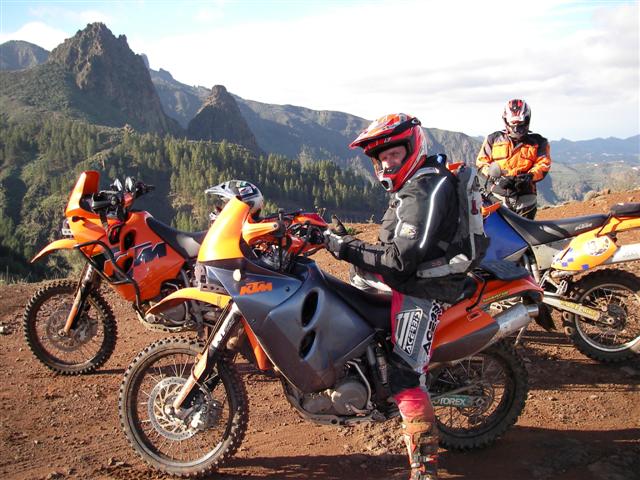 [adventur3+(Small).jpg]
