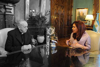 Cristina con el Episcopado