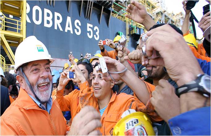 [Lula+na+Plataforma.jpg]