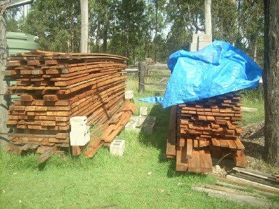 [ext+timber+pile+2.jpg]