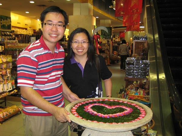 [shopping04.jpg]